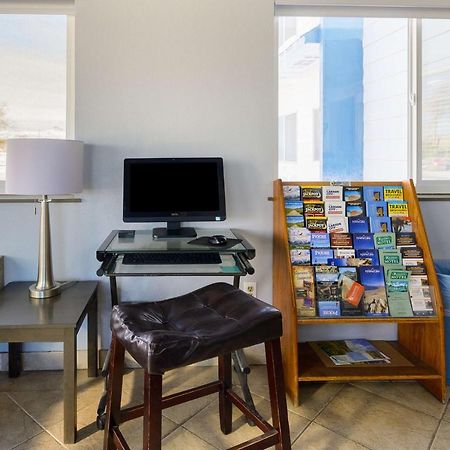 Surestay Hotel By Best Western Wells Esterno foto
