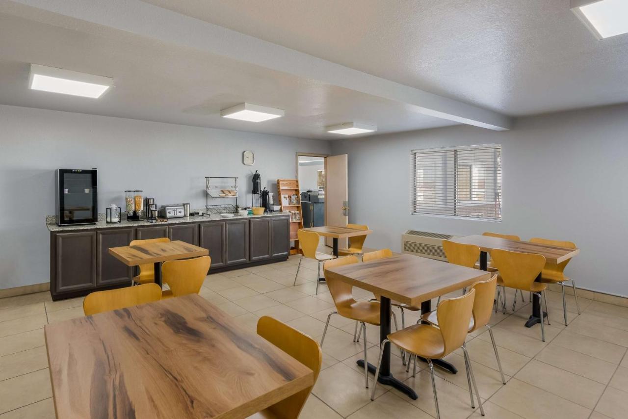 Surestay Hotel By Best Western Wells Esterno foto