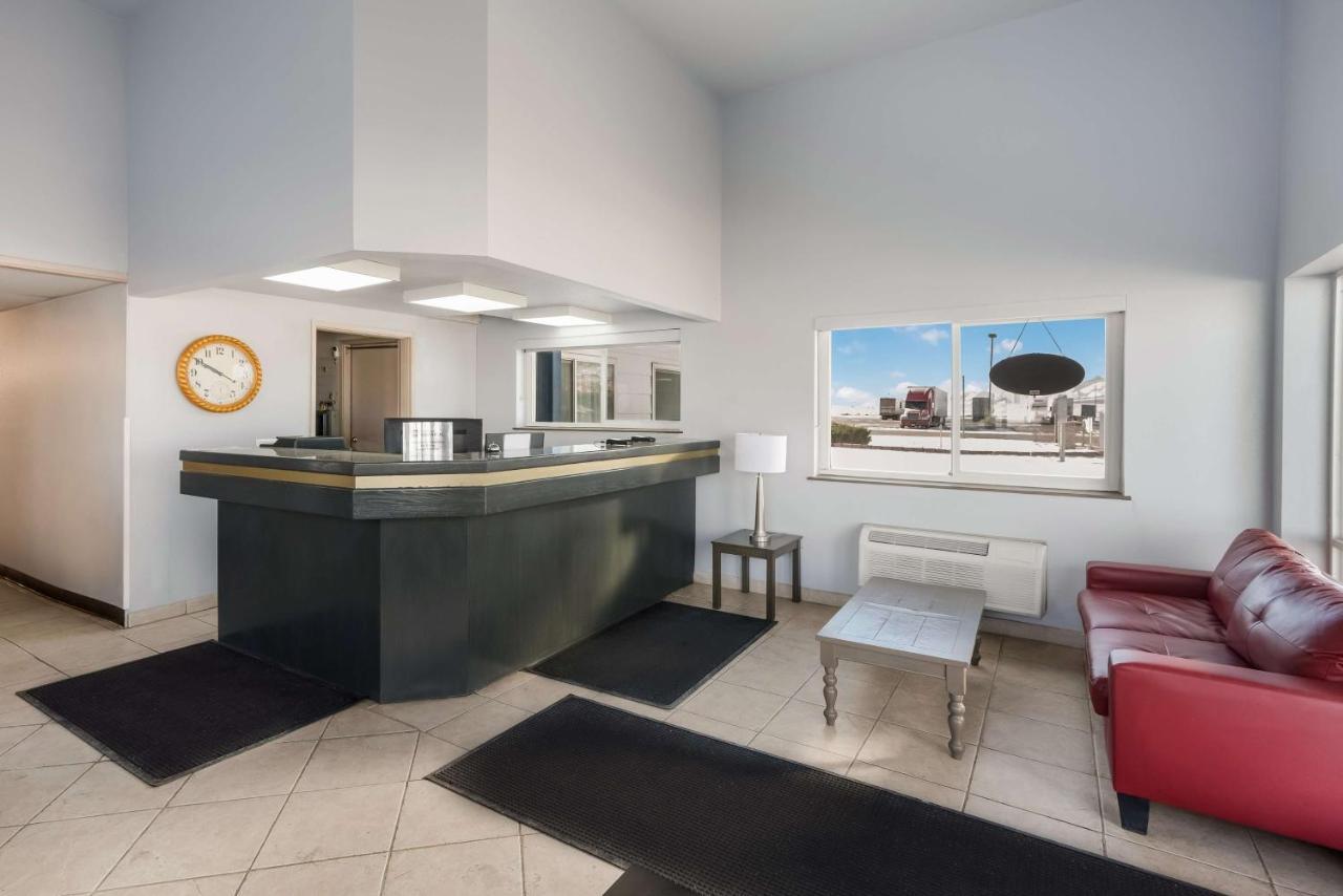 Surestay Hotel By Best Western Wells Esterno foto