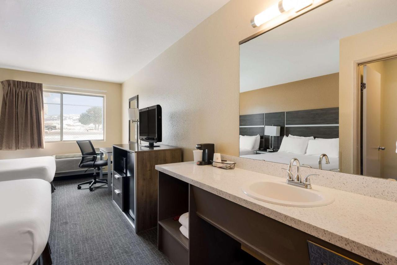 Surestay Hotel By Best Western Wells Esterno foto